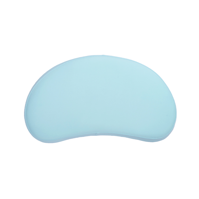 Why are environmentally friendly fabrics ideal for infant bean pillows?